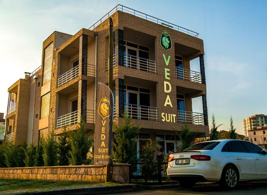Veda Suit Talas Exteriör bild